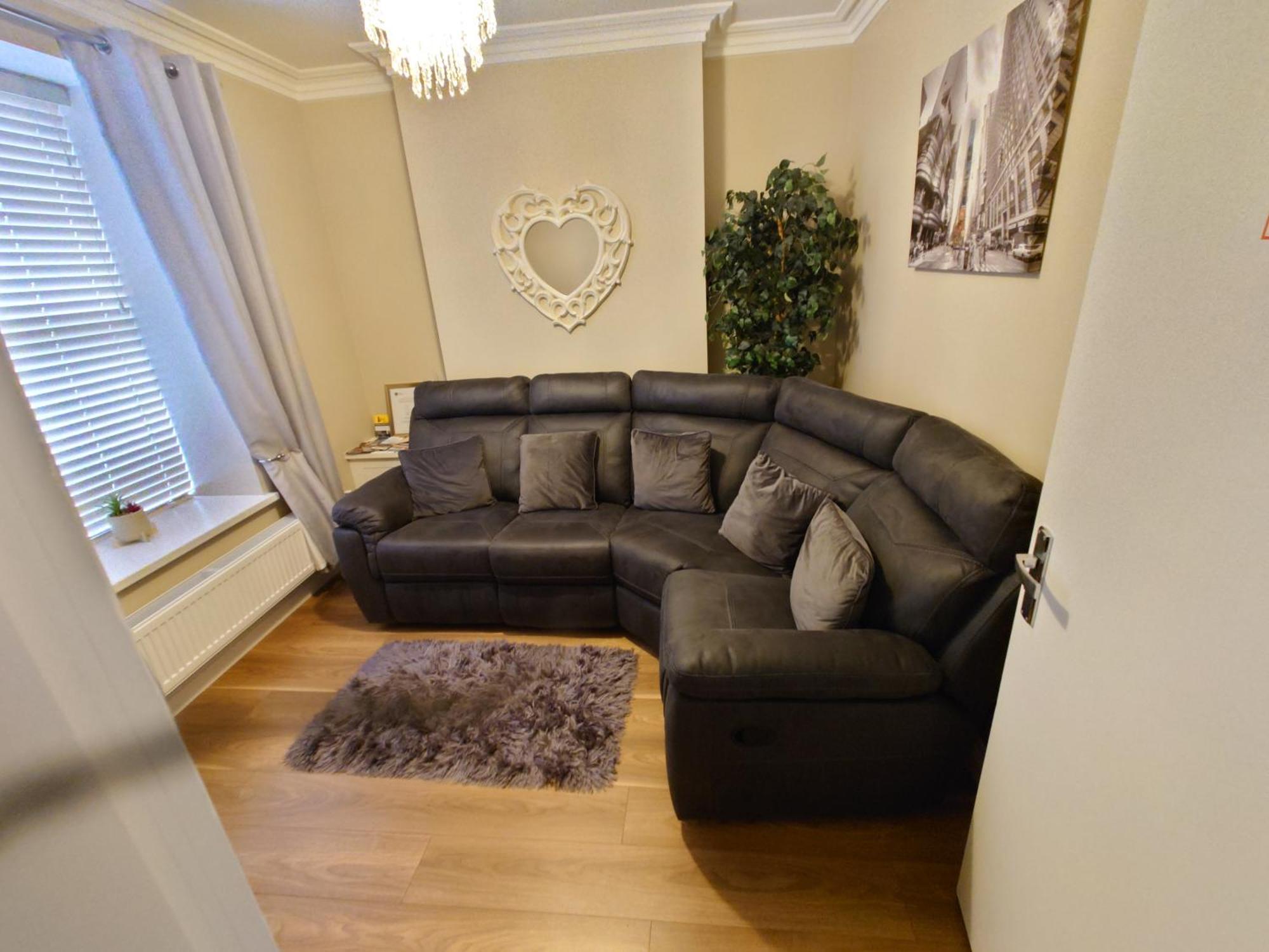 Helens House Derry City Centre Remarkable 3-Bed Eksteriør billede